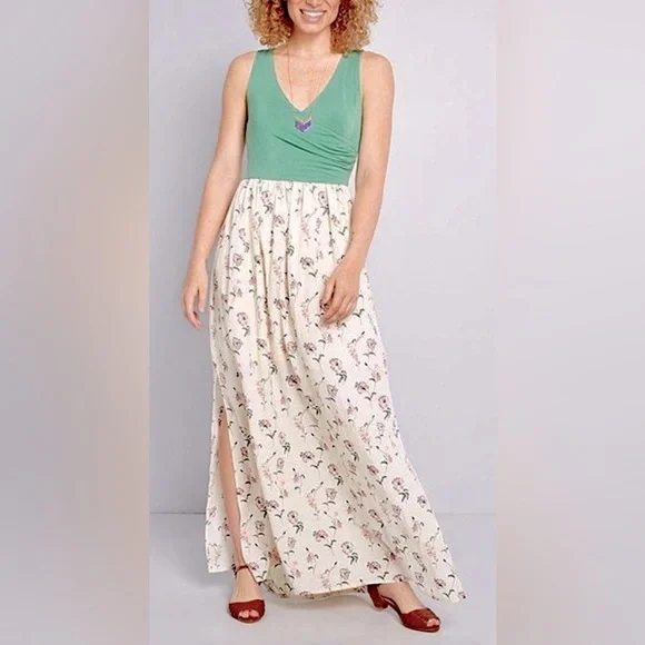 slim fit dress slacks Martha Green Floral Maxi Dress main image 0